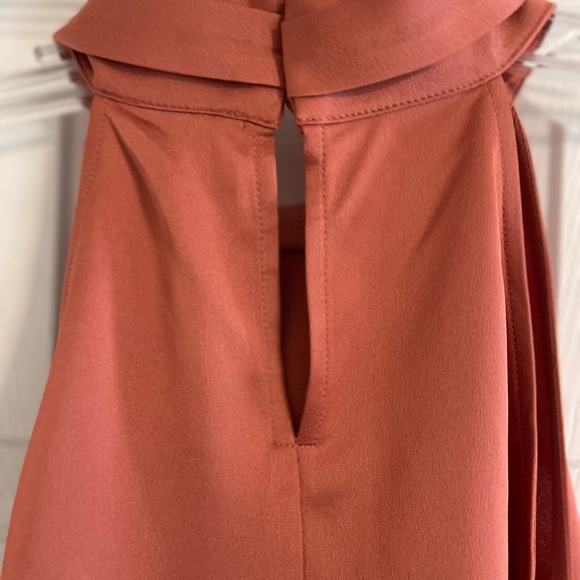 Ann Taylor satin sleeveless top. Size S. NWOT. - Picture 2 of 4